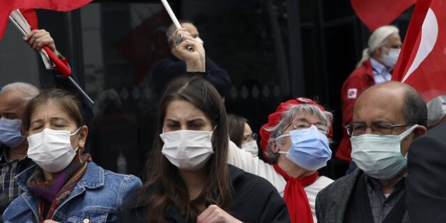 Κορονοϊός: “Βράζει” η Τουρκία – 29.500 νέα κρούσματα σε μία μέρα