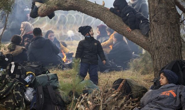 Πέρασαν στην Πολωνία οι πρώτοι μετανάστες