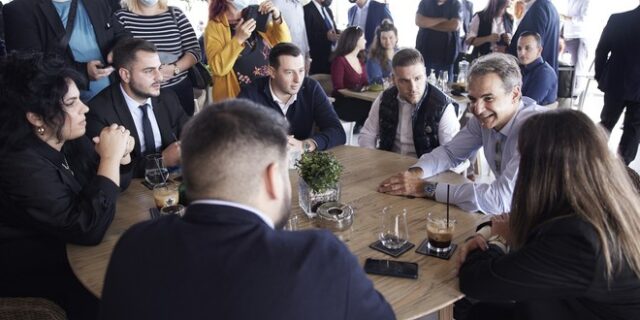 Στη Ρόδο ο Μητσοτάκης: “Ευκαιρία να αποκτήσει τη μαρίνα που της αξίζει”