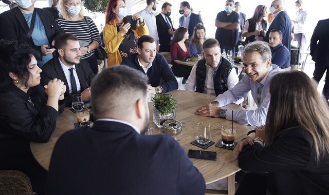 Στη Ρόδο ο Μητσοτάκης: “Ευκαιρία να αποκτήσει τη μαρίνα που της αξίζει”