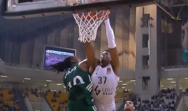 EuroLeague: Το κάρφωμα του Κώστα Αντετοκούνμπο κόντρα στον Παναθηναϊκό αναδείχθηκε το καλύτερο του Οκτωβρίου
