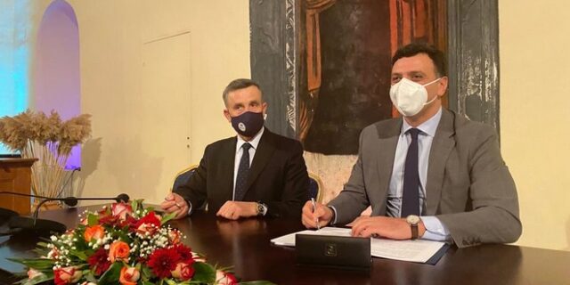 Στον Δήμο Ναυπλίου παραχωρήθηκε για εκμετάλλευση η μαρίνα της πόλης