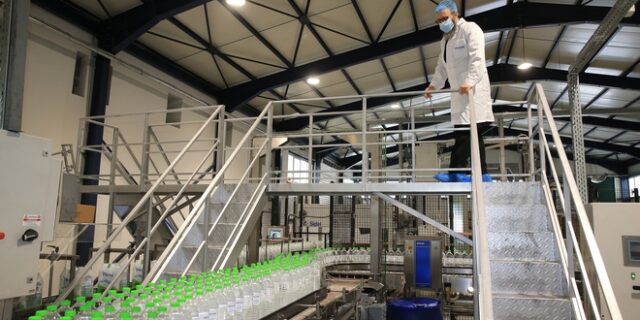 Διεθνής Πιστοποίηση Kosher για το Φυσικό Μεταλλικό Νερό ΘΕΟΝΗ