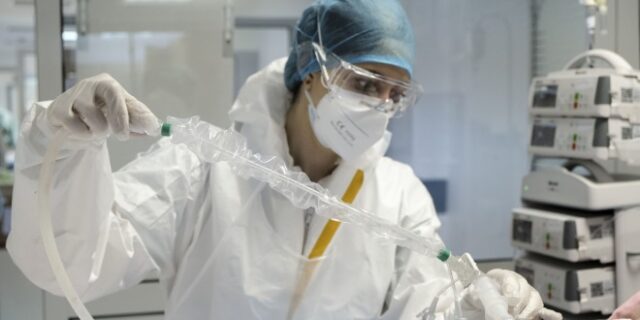 Κορονοϊός: Νέο ρεκόρ με 28.828 νέα κρούσματα σήμερα στην Ελλάδα – 72 νεκροί και 620 διασωληνωμένοι