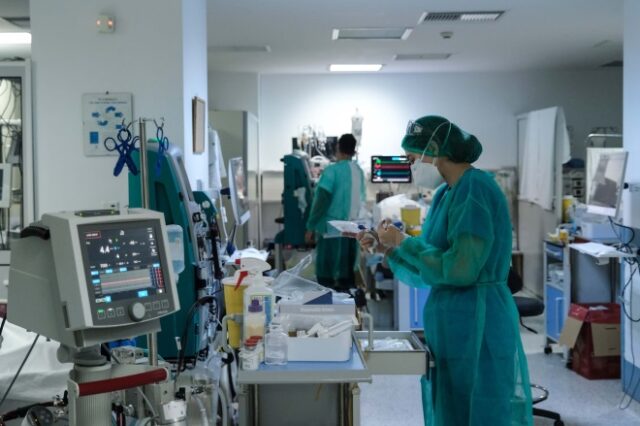 Κορονοϊός: 4.345 νέα κρούσματα σήμερα στην Ελλάδα – 63 νεκροί και 684 διασωληνωμένοι