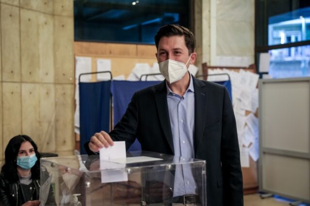 Εκλογές ΚΙΝΑΛ: Ψήφισε ο Παύλος Χρηστίδης – “Είναι μία ημέρα που πρέπει να θυμόμαστε τη Φώφη Γεννηματά”