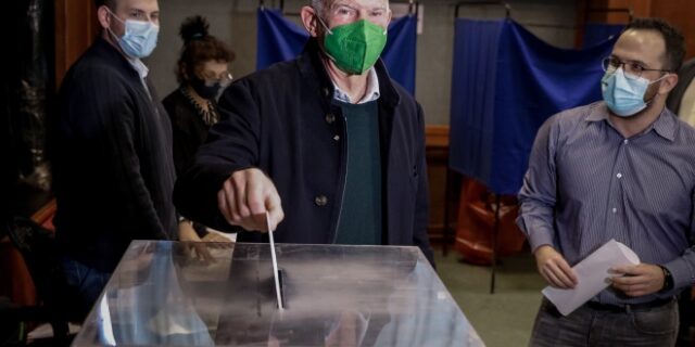 Εκλογές ΚΙΝΑΛ – Γιώργος Παπανδρέου: “Σήμερα ανατέλλει και πάλι ο πράσινος ήλιος”