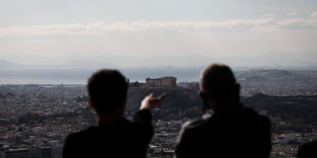 Πανδημία και εξουσία: Οι κίνδυνοι για τη Δημοκρατία