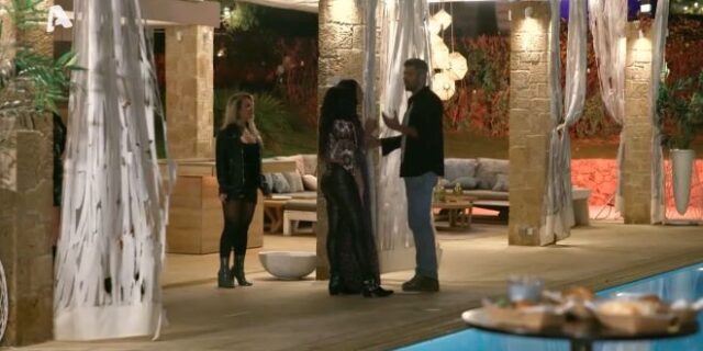 Bachelor: Εντάσεις και φωνές ανάμεσα στα κορίτσια – Ο Αλέξης Παππάς αποχώρησε από την βίλα