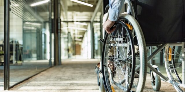 Θεσσαλονίκη: Πρώην υπάλληλος ιδρύματος καταδικάστηκε για ξυλοδαρμό τριών παιδιών ΑΜΕΑ