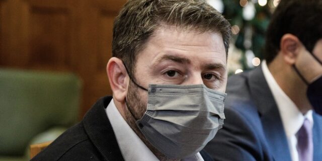 Ανδρουλάκης: Οι κυβερνητικές παλινωδίες στη διαχείριση της πανδημίας είναι καταστροφικές