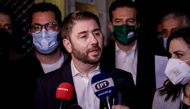 Νίκος Ανδρουλάκης: “Η δημοκρατική παράταξη επιστρέφει. Το ΠΑΣΟΚ επιστρέφει”