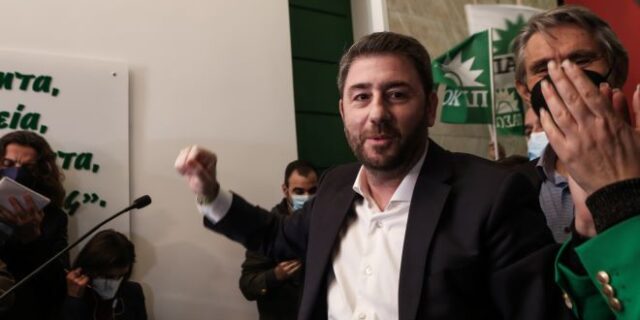 Σε “στάση αναμονής” ο ΣΥΡΙΖΑ μετά την επικράτηση Ανδρουλάκη