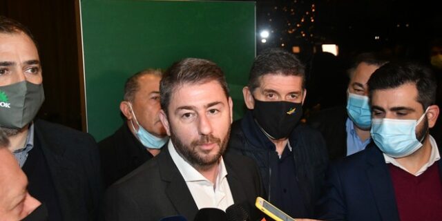 Ας αφήσουν το νέο αρχηγό να δοκιμαστεί χωρίς υπονομεύσεις…