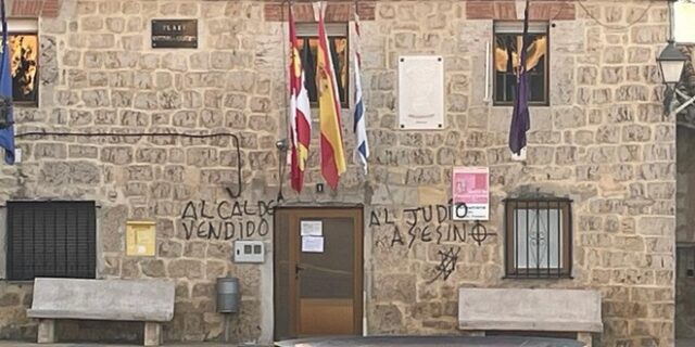 Αντισημιτικά γκράφιτι στο ισπανικό χωριό που άλλαξε το όνομά του από “Σκοτώστε τους Εβραίους”