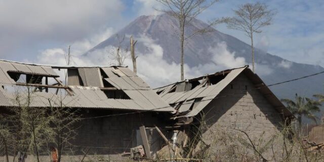 Ινδονησία: Νέα έκρηξη του ηφαιστείου Σεμέρου στην Ιάβα