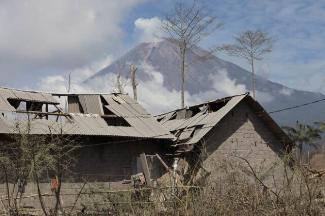 Ινδονησία: Νέα έκρηξη του ηφαιστείου Σεμέρου στην Ιάβα