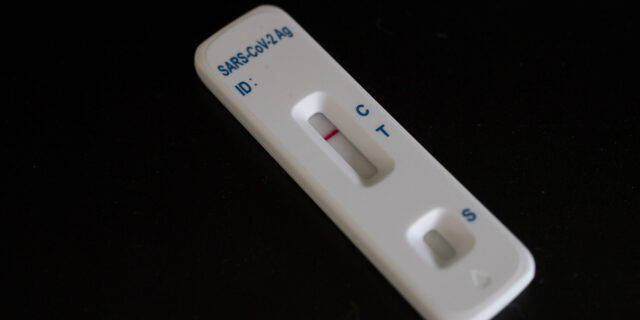 Κορονοϊός: Έξι πράγματα που πρέπει να ξέρεις για τα self τεστ