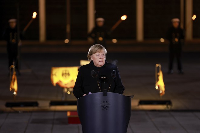 Άνγκελα Μέρκελ: Η Γερμανία αποχαιρέτησε με τιμές την καγκελάριο μετά από 16 χρόνια