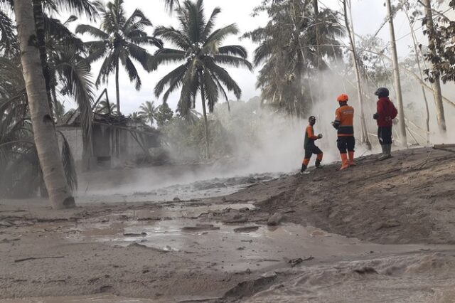 Ινδονησία: Στους 14 οι νεκροί από την έκρηξη του ηφαιστείου Σεμέρου