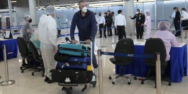 Πώς τα πήγαν οι ανταγωνιστές της Ελλάδας στον τουρισμό το 2021