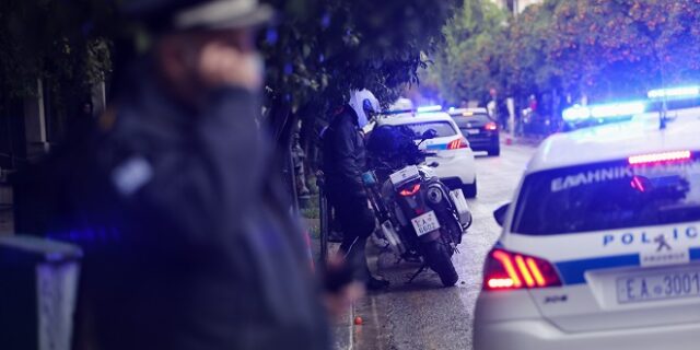 Έφοδος και επιχείρηση της Δίωξης Ναρκωτικών στο Ζεφύρι