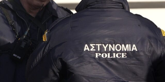 Πλαστά διαβατήρια: Πάνω από 5.000.000€ η λεία του κυκλώματος – Συλλήψεις αστυνομικών