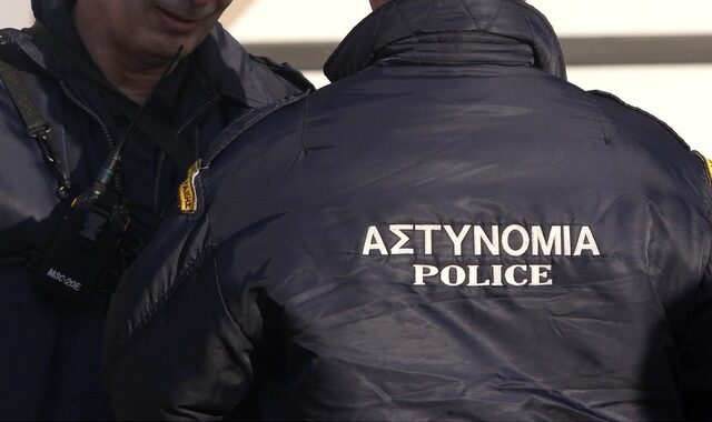 Κρήτη: Πατέρας, γιος και κόρη πιάστηκαν στα χέρια και κατέληξαν στο τμήμα