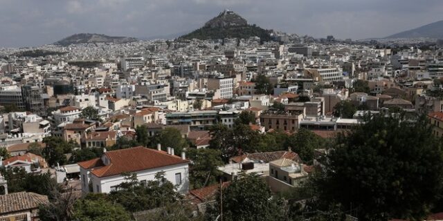 Τράπεζες: Μαζική στροφή ιδιωτών και επιχειρήσεων σε δάνεια σταθερού επιτοκίου