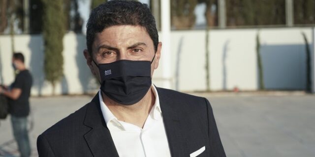 Αυγενάκης: “Είμαστε αντίθετοι με την απαγόρευση φιλάθλων στις κερκίδες”