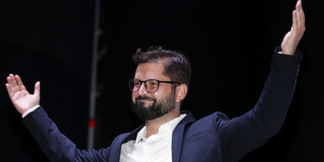 Χιλή: Βουτιά το χρηματιστήριο του Σαντιάγο μετά την επιβλητική νίκη Μπόριτς
