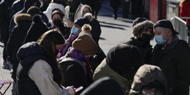 Κορονοϊός: Εφιαλτική πρόβλεψη ΠΟΥ για ακόμη 300.000  νεκρούς ως τα τέλη του έτους