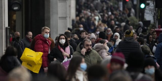ΗΠΑ: Πάνω από 800.000 θάνατοι και 5 εκατομμύρια κρούσματα συνολικά