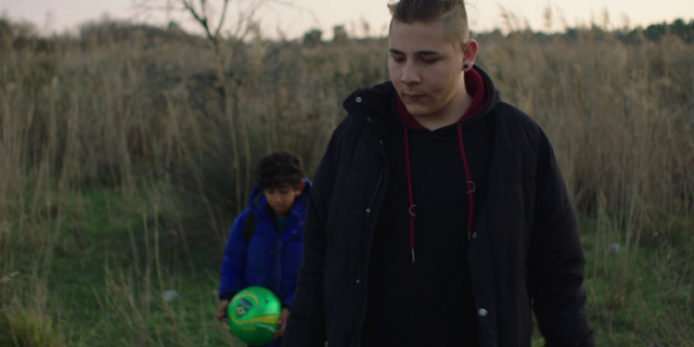 “Το περιθώριο είναι καθρέφτης ολόκληρης της κοινωνίας μας”: Ο Δημήτρης Κουτσιαμπασάκος μιλά για το “Ντάνιελ ‘16”