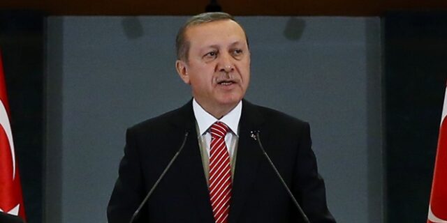 Ερντογάν: “Νίκη η εκλογική ήττα της Λεπέν – Θα βελτιωθούν οι σχέσεις μας με τη Γαλλία”