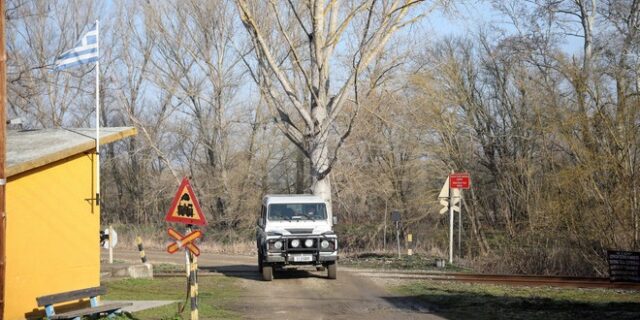 Εξαρθρώθηκε κύκλωμα διακίνησης μεταναστών από την Τουρκία στον Έβρο και στο εσωτερικό της χώρας