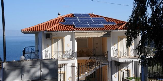 Αγορά εξοχικής κατοικίας: 3 λόγοι που αξίζει να επενδύσετε σε ένα σπίτι εκτός πόλης