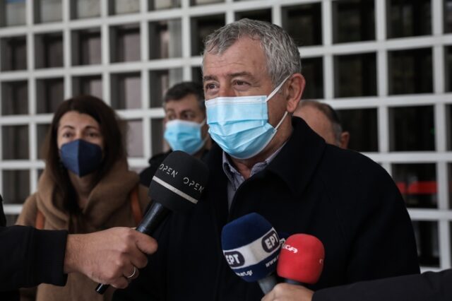 ΠΟΕΔΗΝ: Μήνυση για τις VIP ΜΕΘ