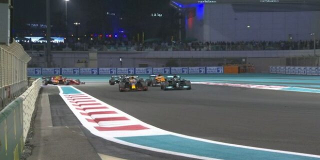 Formula 1 – Άμπου Ντάμπι: Η προσπέραση τίτλου του Φερστάπεν στον Χάμιλτον – Έγραψαν ιστορία