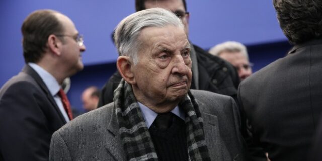 Ιωάννης Βαρβιτσιώτης για Παπούλια: “Συγκέντρωσε τη διαρκή αναγνώριση του ιστορικού του μέλλοντος”