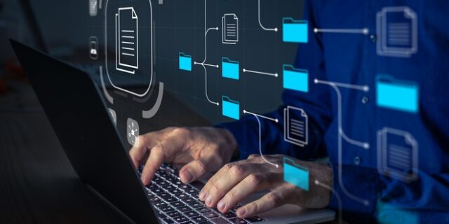 Αντίστροφη μέτρηση για δωρεάν internet σε 2.500 κοινόχρηστους χώρους σ’ όλη την Ελλάδα