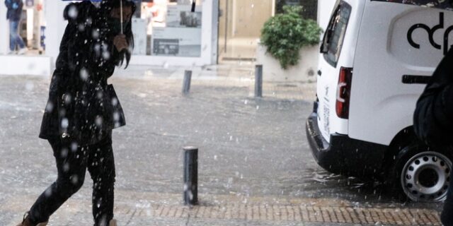 Κακοκαιρία: Τοπικές βροχές και καταιγίδες στην Αττική