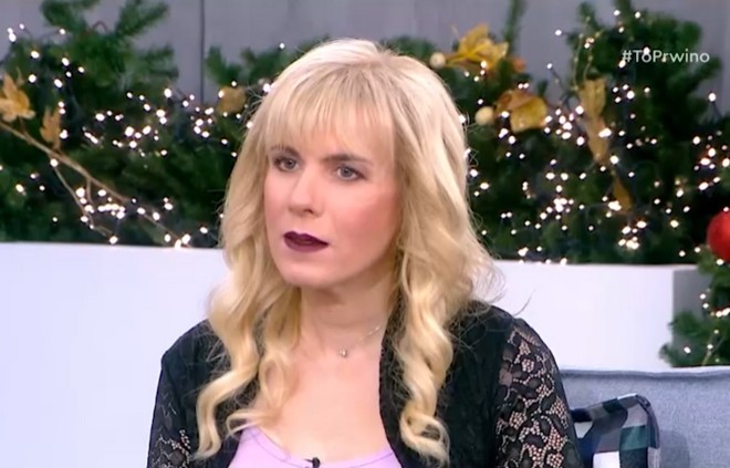 Kate Rallis Η Κάθριν Ράιλι είναι η πρώτη τρανς καθηγήτρια στην Ελλάδα | News 24/7