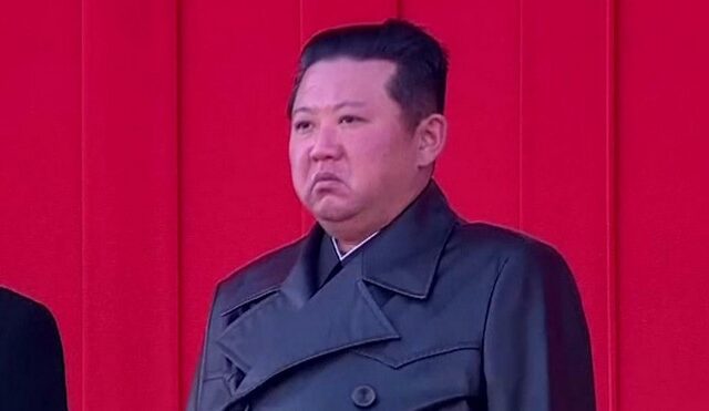 Βόρεια Κορέα: Πένθος 11 ημερών για τα δέκα χρόνια απο τον θάνατο του Κιμ Γιονγκ Ιλ