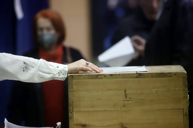 Εκλογές ΚΙΝΑΛ: Ανδρουλάκης vs Παπανδρέου – Σήμερα η ετυμηγορία των πολιτών