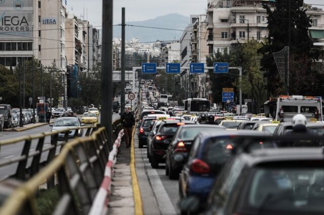 Κίνηση στους δρόμους: “Κόλαση” στον Κηφισό, προβλήματα σε πολλές περιοχές – LIVE ΧΑΡΤΗΣ