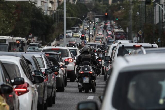 Κίνηση στους δρόμους: Κυκλοφοριακό κομφούζιο στον Κηφισό – LIVE ΧΑΡΤΗΣ