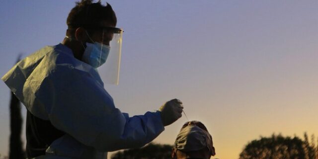 Κωστρίκης: Ήπια τα συμπτώματα της Όμικρον – Τα “εξαιρετικά νέα”