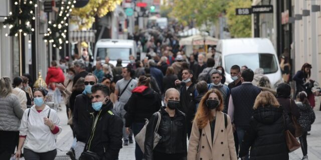 Μόσιαλος: Αν επικρατήσει η μετάλλαξη Όμικρον θα πάρουμε μεγάλη ανάσα