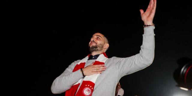 Μανωλάς: Υπέγραψε το συμβόλαιό του με τον Ολυμπιακό